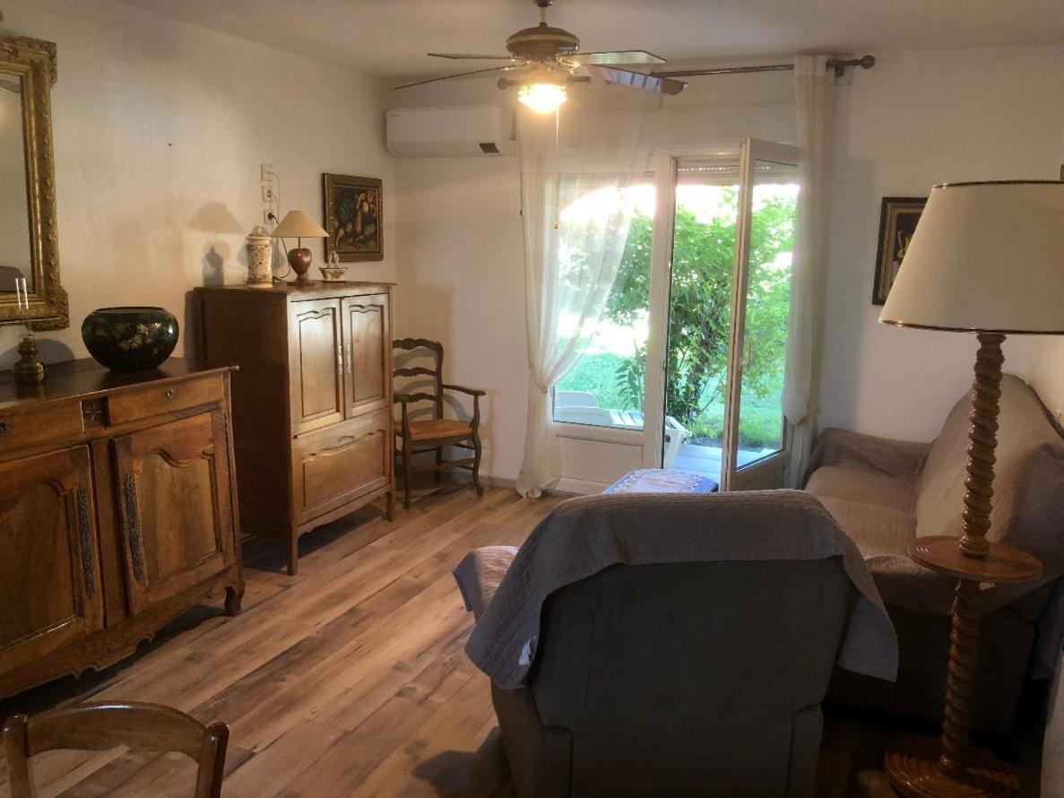 Hotel De La Madeleine Anduze アンデューズ エクステリア 写真